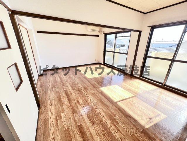 焼津市西小川マンション リビング