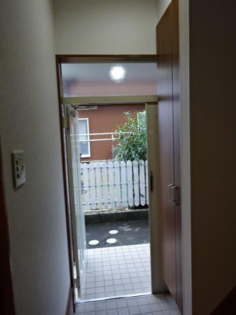 袋井市豊沢アパート 玄関