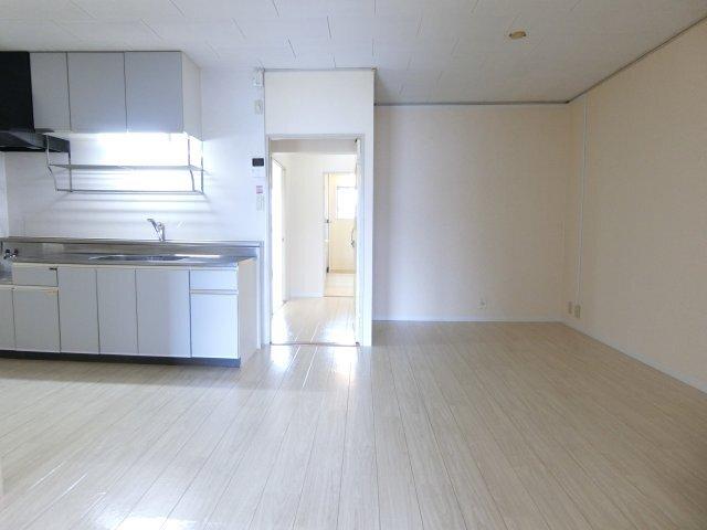 掛川市下俣南マンション リビング