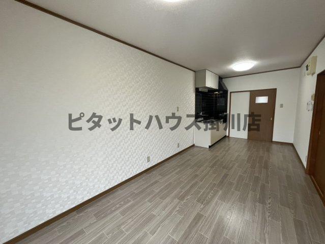 袋井市高尾アパート リビング