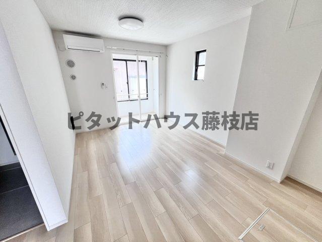 焼津市八楠アパート リビング
