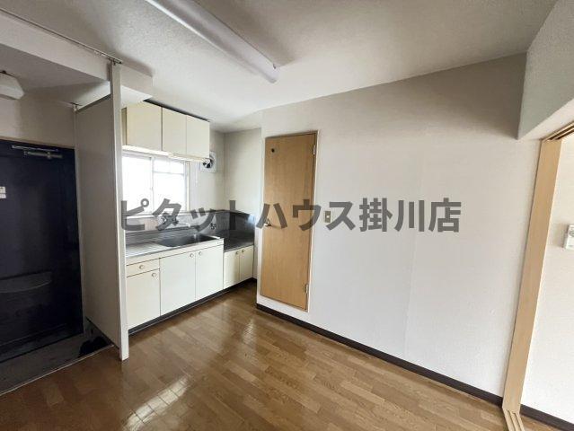 掛川市南マンション リビング