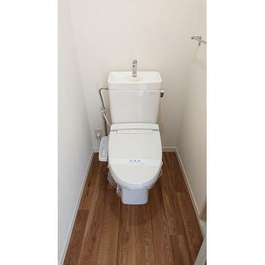 御前崎市池新田アパート トイレ