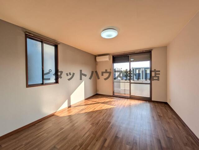 御前崎市合戸アパート リビング