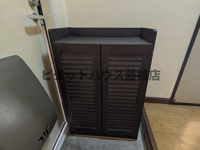 焼津市田尻アパート 玄関