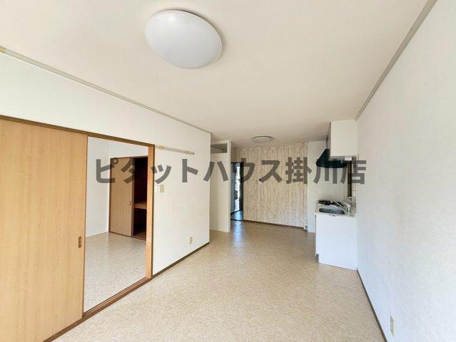 袋井市豊沢アパート リビング