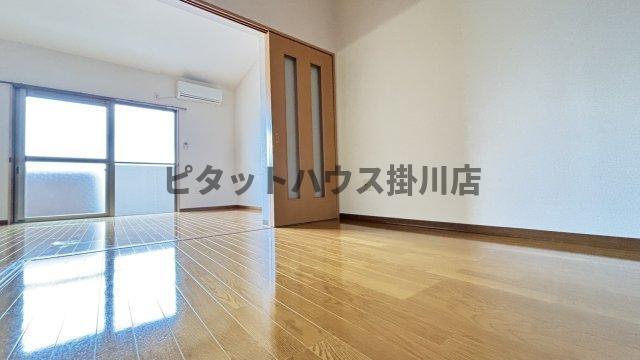 袋井市愛野南マンション リビング