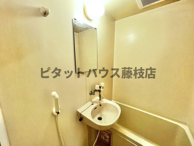 焼津市石津中町アパート 洗面