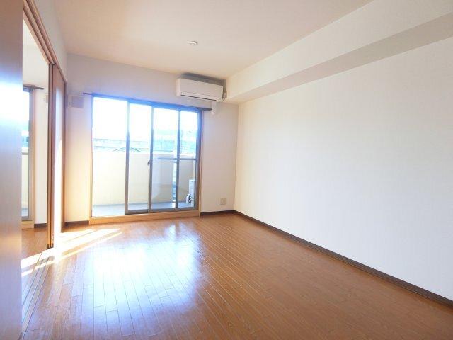 袋井市愛野南マンション リビング