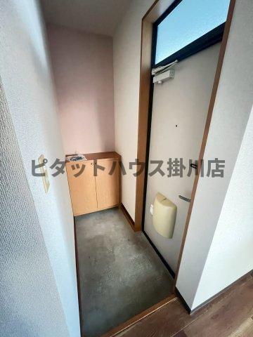 袋井市浅岡アパート 玄関