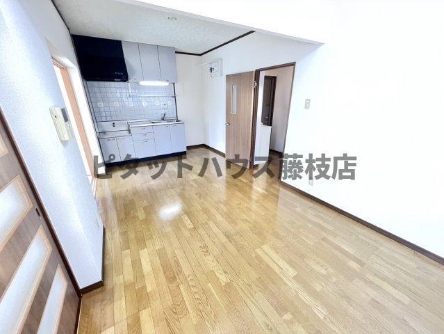 焼津市小土マンション リビング