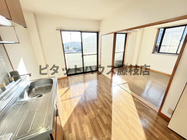 焼津市石津アパート リビング