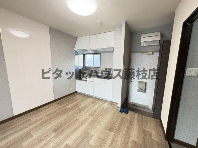 焼津市利右衛門アパート リビング