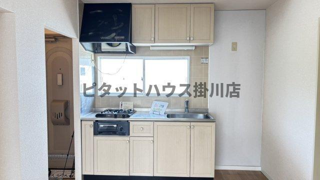 掛川市上西郷アパート キッチン
