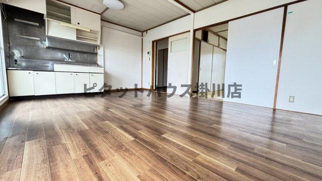 掛川市下俣南マンション リビング