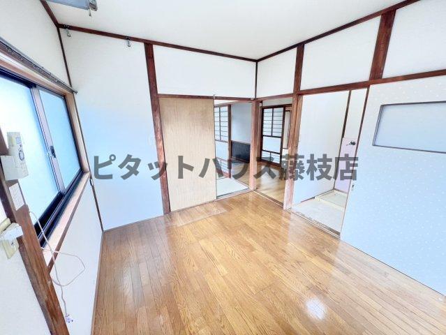 焼津市石脇上一戸建 リビング