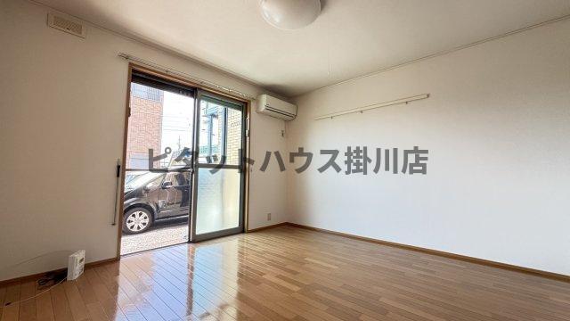 掛川市城西アパート リビング