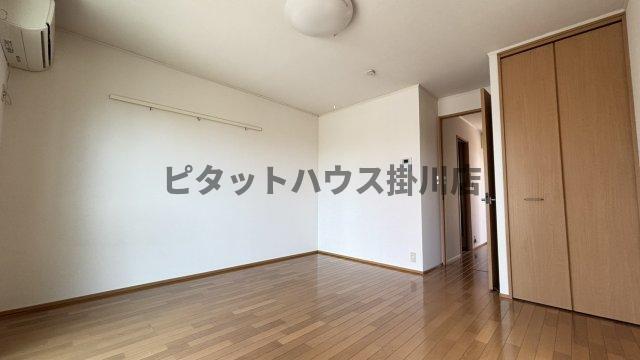 掛川市城西アパート リビング
