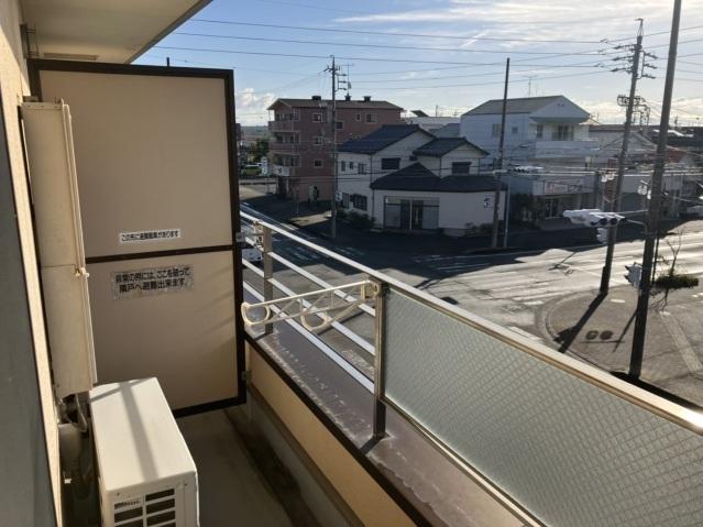 藤枝市田沼アパート バルコニー