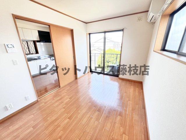 焼津市三右衛門新田アパート リビング