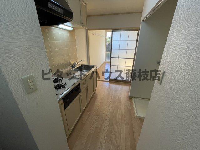 焼津市三和アパート キッチン