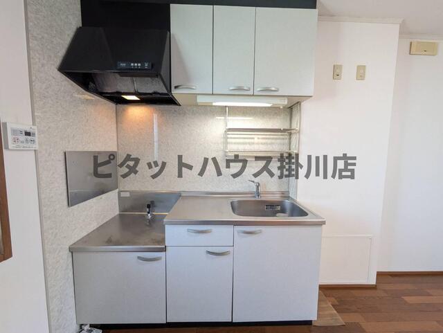 御前崎市池新田アパート キッチン