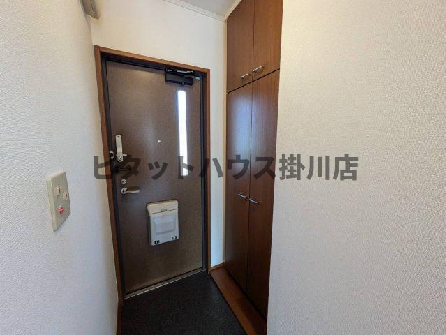 御前崎市池新田アパート 玄関