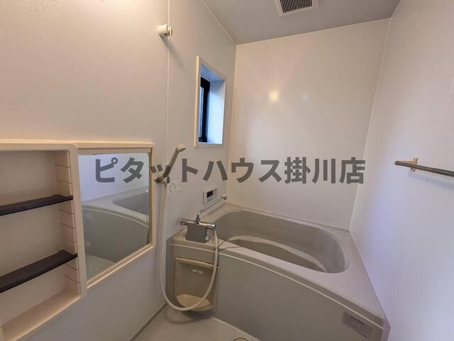 御前崎市合戸アパート バス／シャワー