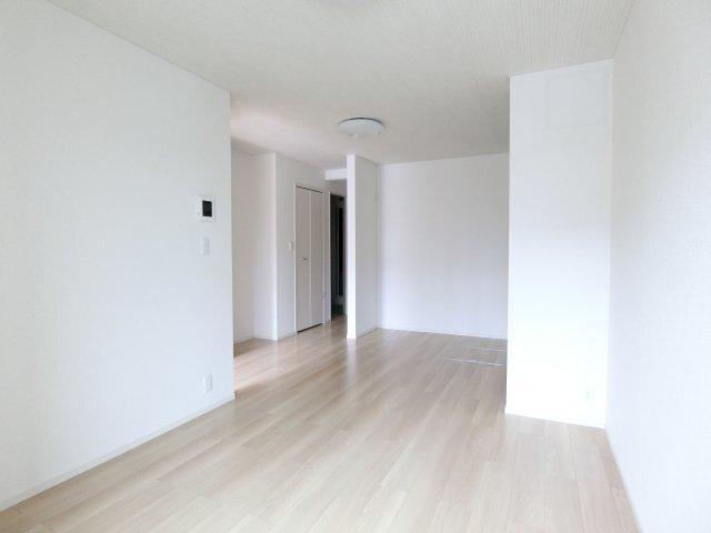 掛川市沢田アパート リビング
