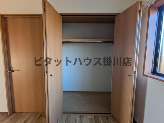 御前崎市池新田アパート 収納