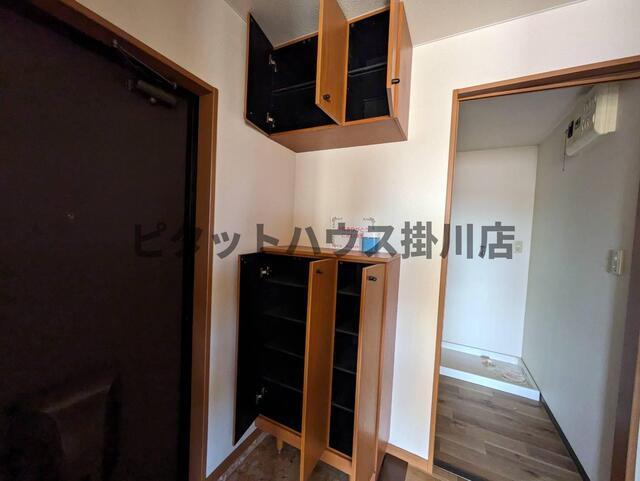 御前崎市池新田アパート 収納