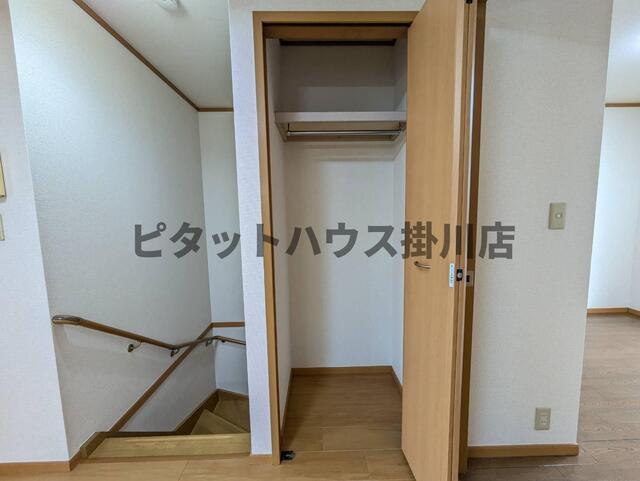 御前崎市池新田アパート 収納