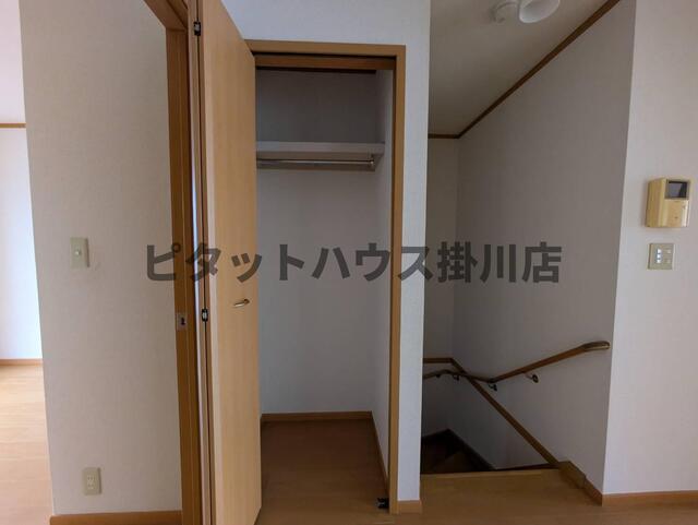 御前崎市池新田アパート 収納
