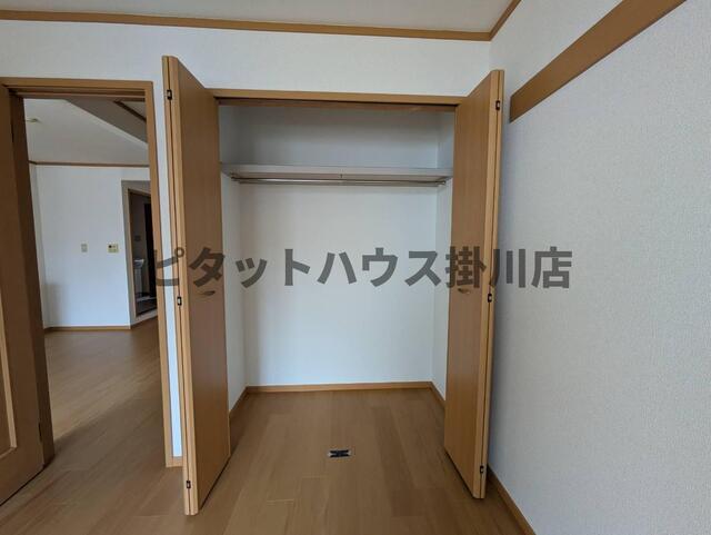 御前崎市池新田アパート 収納