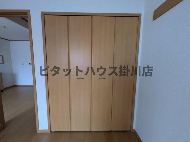 御前崎市池新田アパート 収納