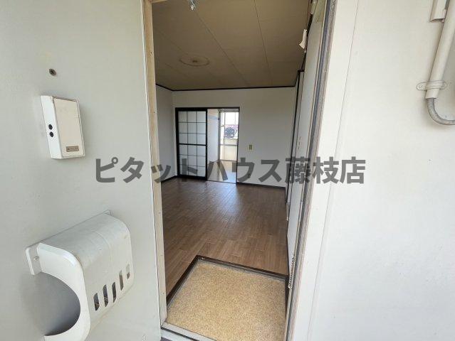 焼津市三和アパート 玄関