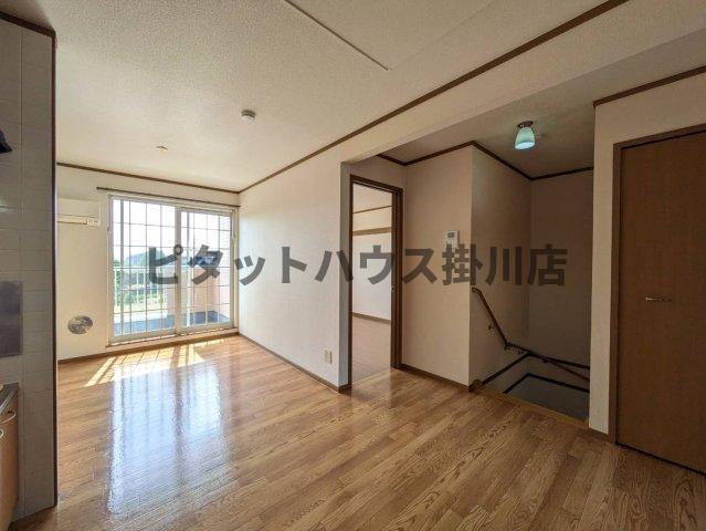 御前崎市白羽アパート リビング