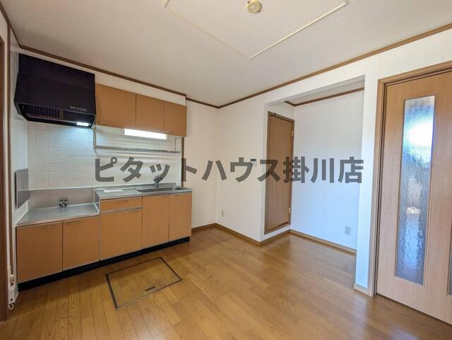御前崎市白羽アパート リビング