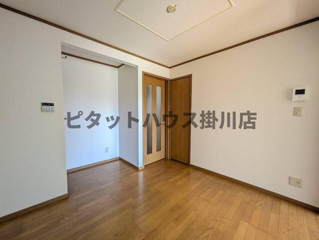 御前崎市白羽アパート リビング