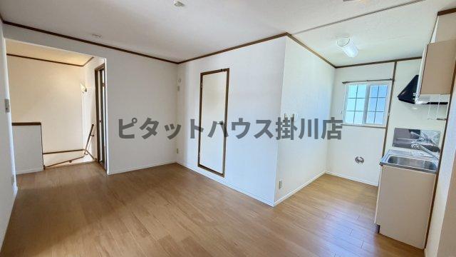 掛川市沖之須アパート リビング