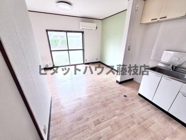 焼津市下小田アパート リビング