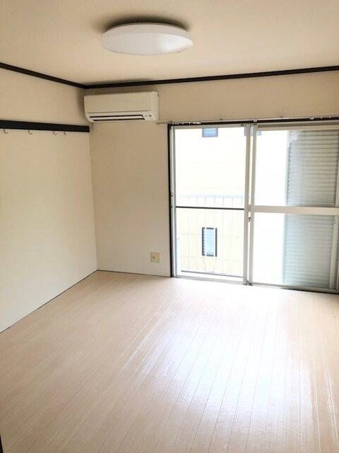 藤枝市南駿河台アパート リビング