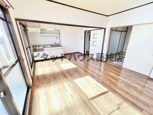 焼津市西小川マンション リビング
