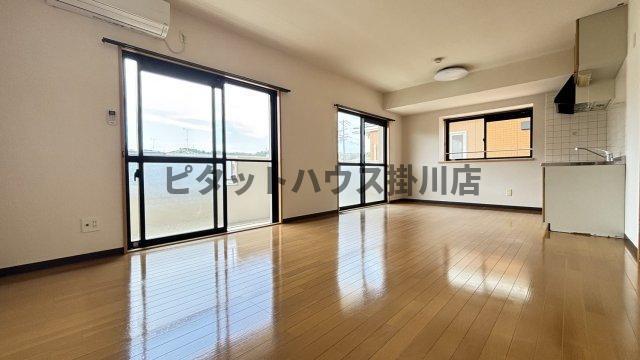 袋井市愛野東マンション リビング