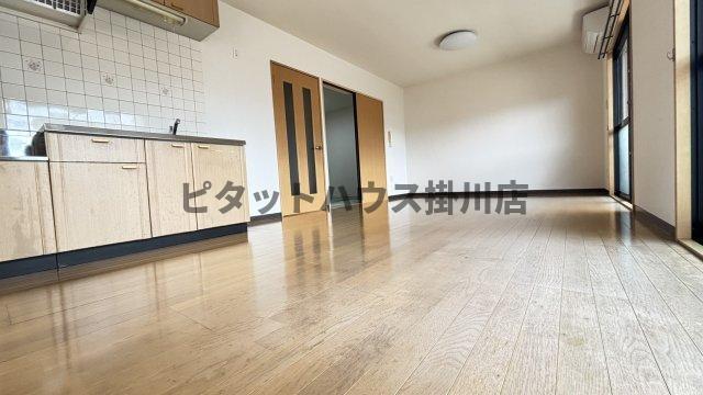 袋井市愛野東マンション リビング