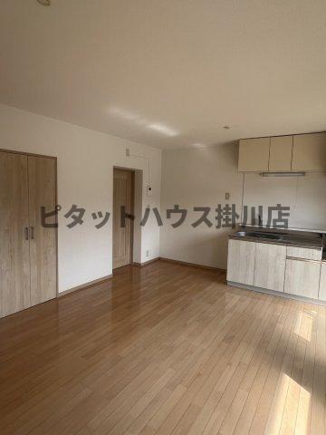 掛川市天王町アパート リビング
