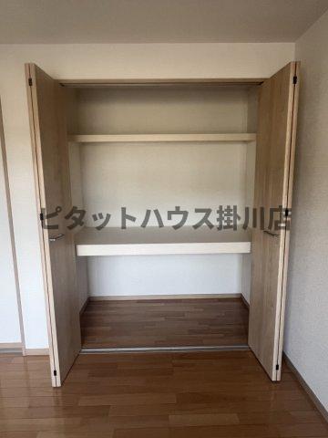 掛川市天王町アパート 収納