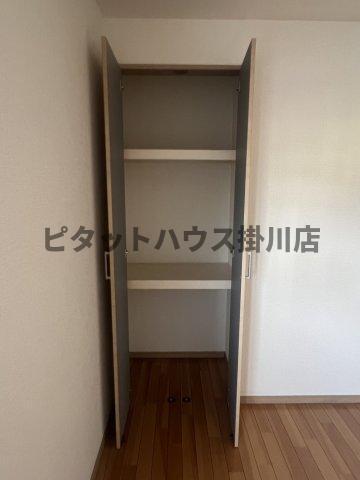 掛川市天王町アパート 収納