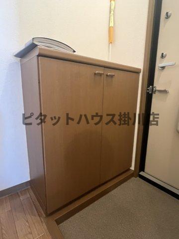 掛川市中央高町アパート 玄関