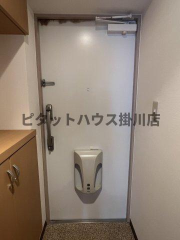 掛川市長谷マンション 玄関